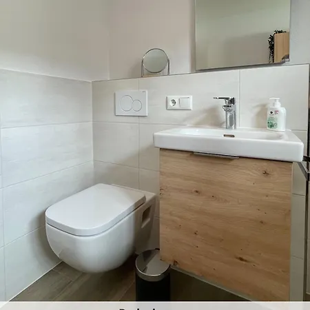 Apartament Mit Pool & Sauna *