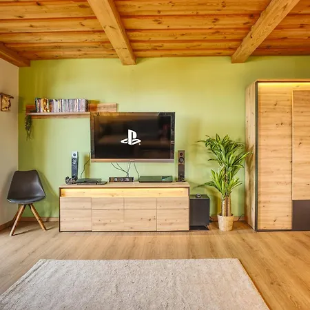 Appartamento Mit Pool & Sauna